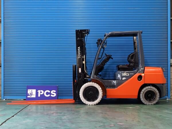 トヨタ 02-8FD30