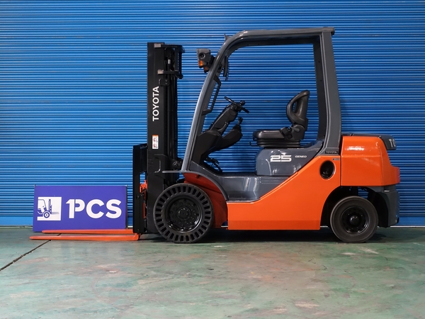 トヨタ 8FD25