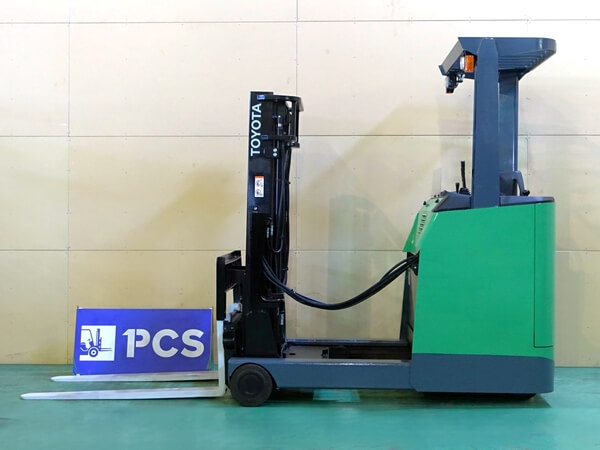 トヨタ 8FBR25