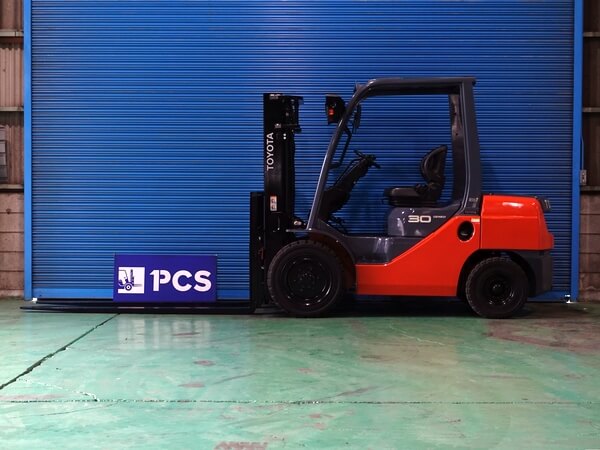 トヨタ 02-8FD30