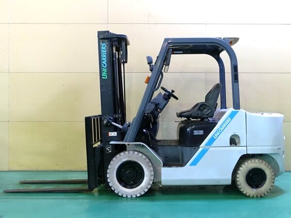 ユニキャリア FD25T5