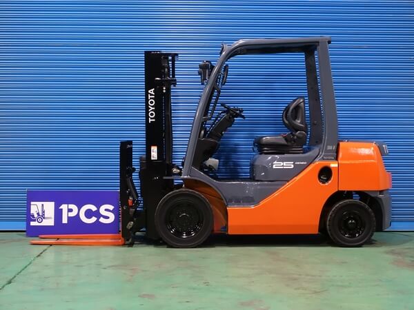 トヨタ 02-8FD25